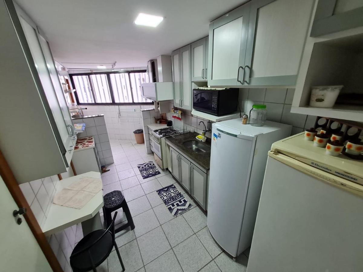 Apt Encantador Centro Guarapari, Completo, 50 M Da Praia Bagian luar foto