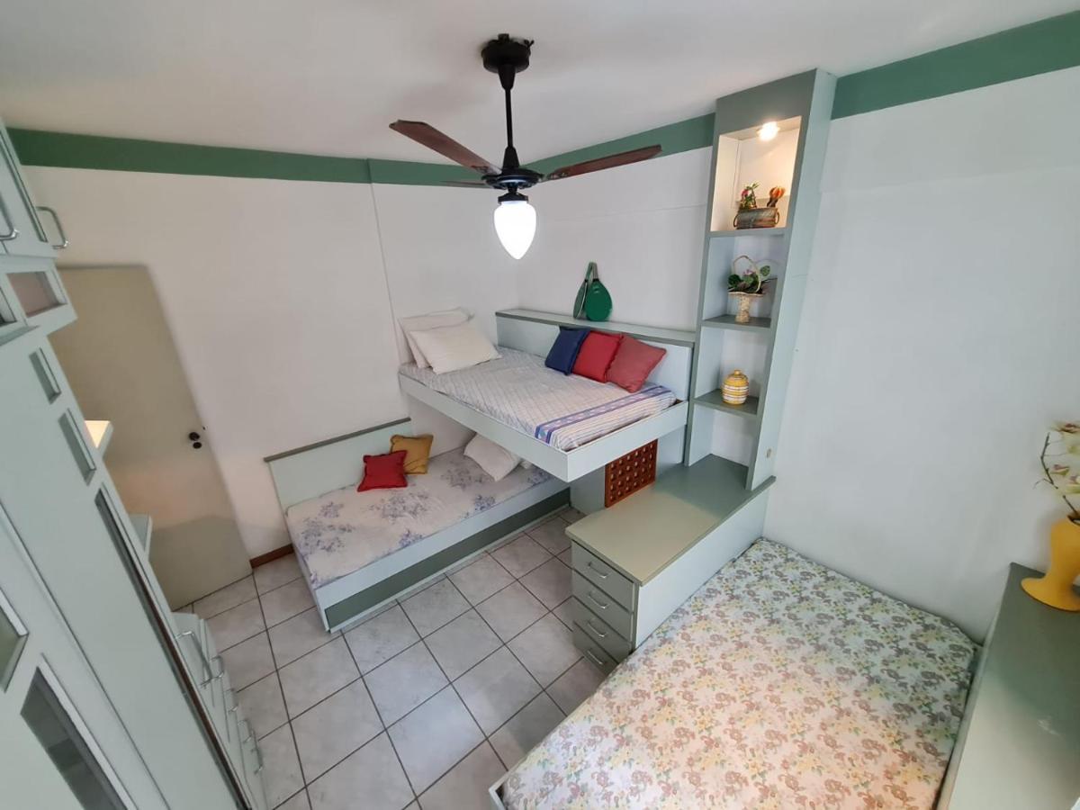 Apt Encantador Centro Guarapari, Completo, 50 M Da Praia Bagian luar foto