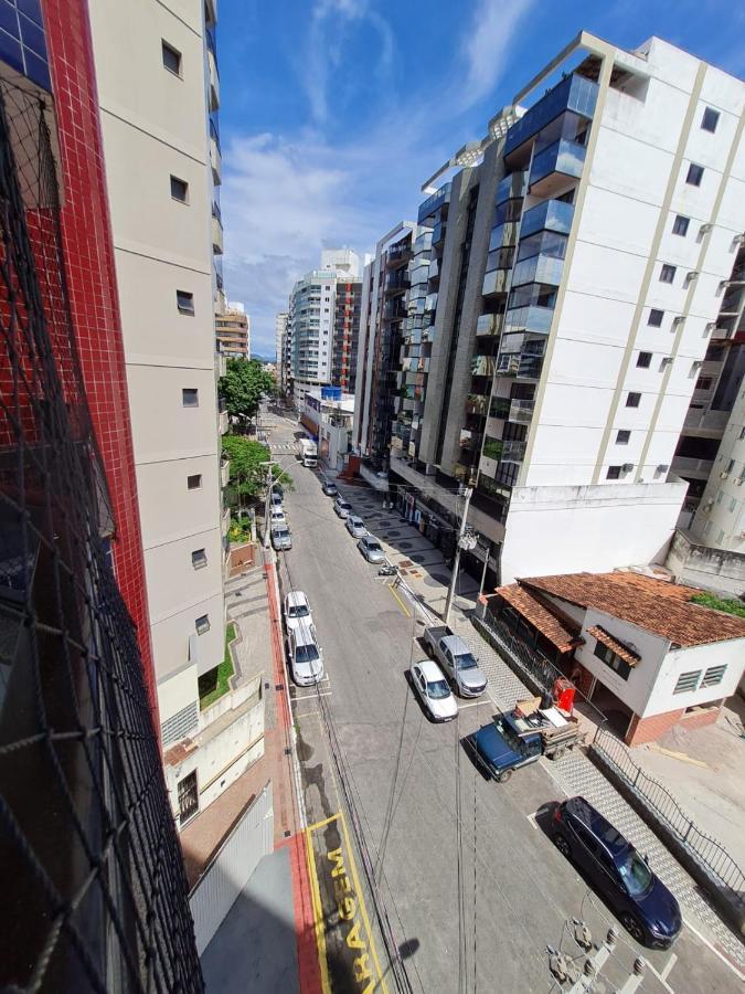 Apt Encantador Centro Guarapari, Completo, 50 M Da Praia Bagian luar foto