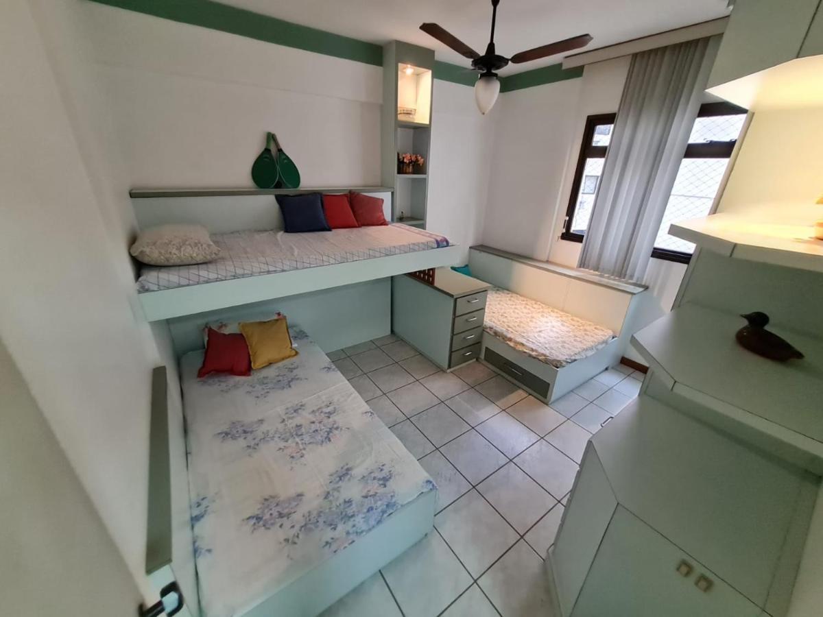 Apt Encantador Centro Guarapari, Completo, 50 M Da Praia Bagian luar foto